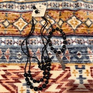 Elegant Black Beaded Necklace and Bracelet Set